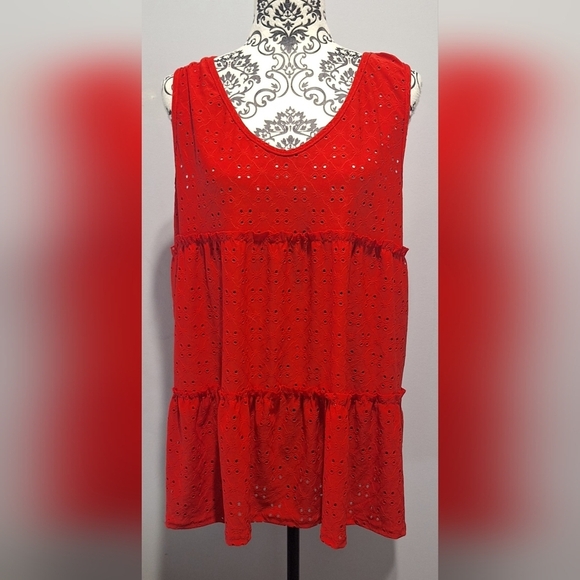 BiBi Tops - Bibi XL Red Eyelet Top